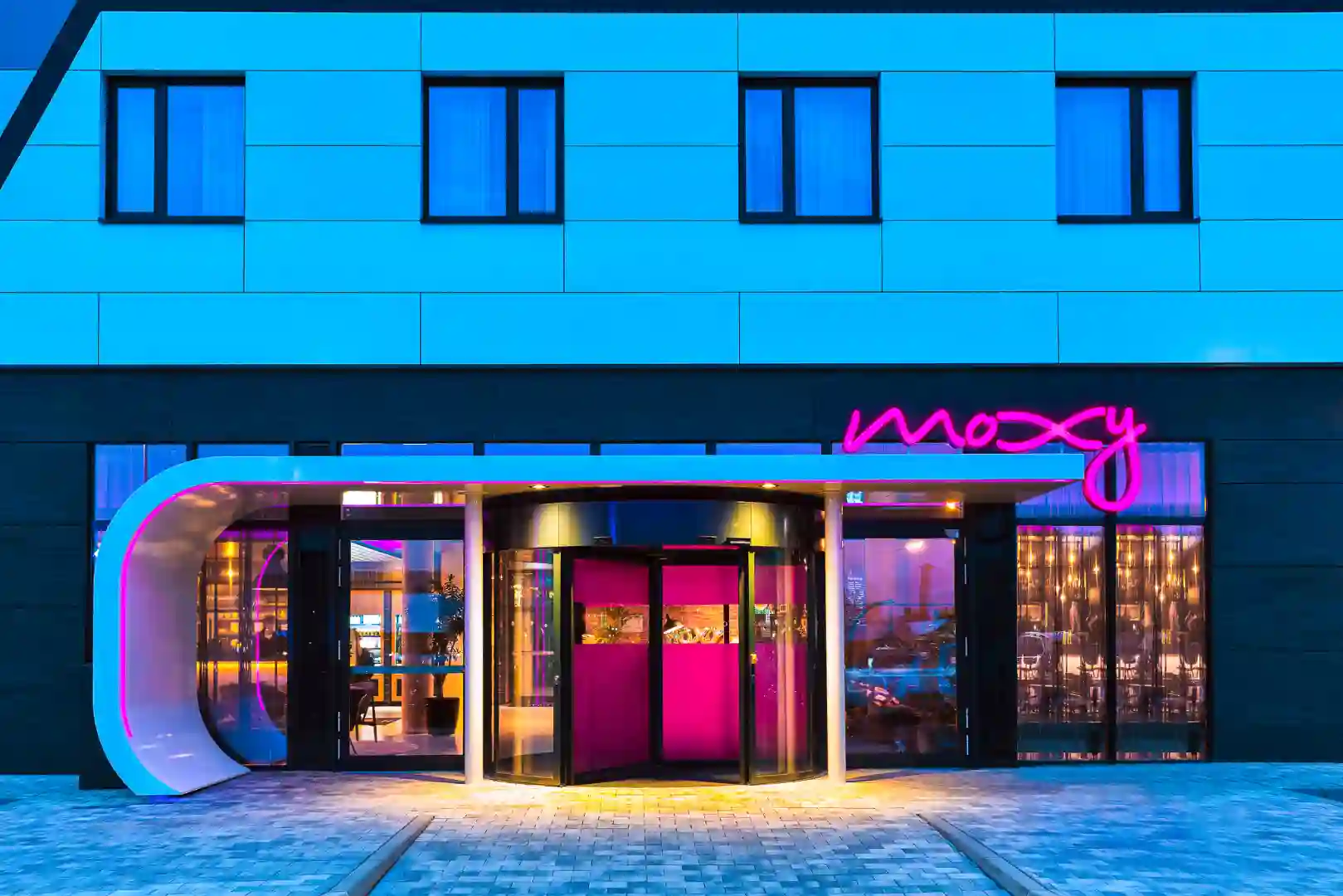 Moxy Frankfurt Airport Kelsterbach Parken www.odysseyhotelgroup.com